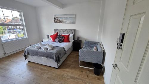 Marlborough House | SAV - 4 Bed Town House, Harrow