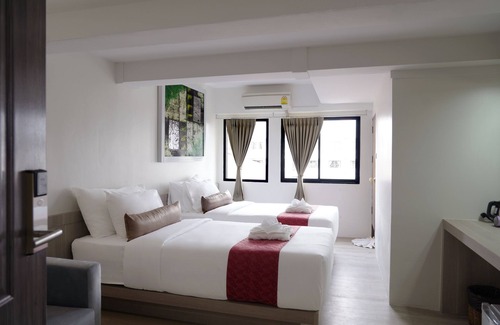 Chana Songkhram Hotel | Sawasdee House