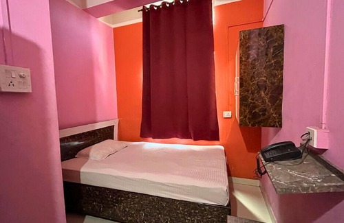 Sualkuchi Hotel | Sawkmie Hotel