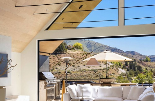 Chelan House | Scandinavi Inn