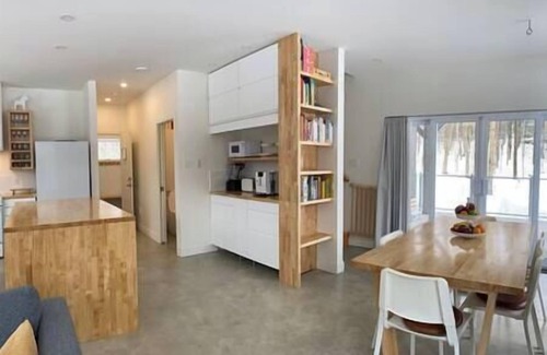 Shefford House | Scandinavian 2-Storey Chalet at the Foot of Mt. Shefford, Scandinavian 2-Storey Chalet at the Foot o