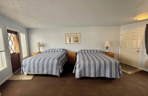Bayview Hotel | Scenic Bay Motel room 2
