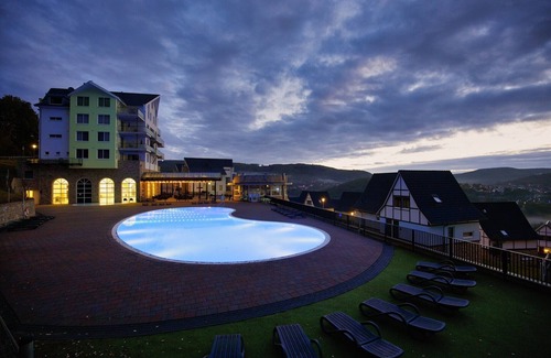 Heimbach Apartment | Scenic Eifel Lakeside Haven