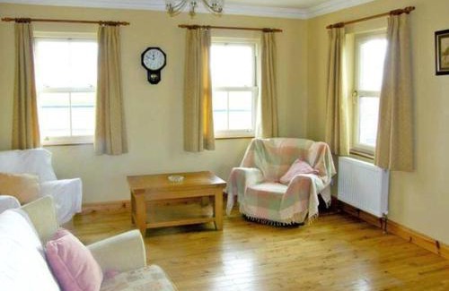 Labasheeda House | Scenic Estuary Way 3-Bed Home in Labasheeda