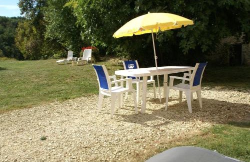 Allas-les-Mines House | Scenic Home in Berbiguières