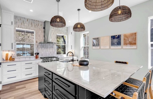 Kingsland House | Scenic Sunsets-private pool, boat lift, game room
