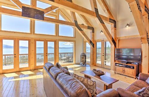 Susanville House | Scenic Susanville Cabin with Deck on Eagle Lake