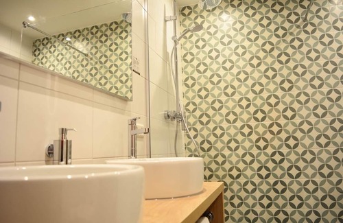 Nieuw-Haamstede Hotel | Scenic Unit Near Dunes and Forest with Breakfast Included in Your Daily Stay