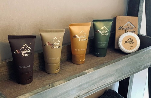 Marshall House | Scenic Views Near Marshall, Farm Stay, Private Patio, BBQ, with WiFi, AC