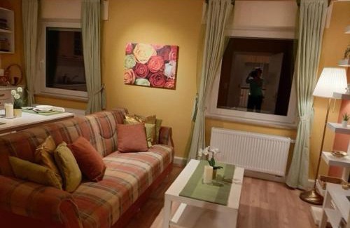 Nonnweiler Apartment | Schöne Ferienwohnung mit Balkon und Garten