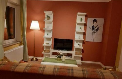 Nonnweiler Apartment | Schöne Ferienwohnung mit Balkon und Garten