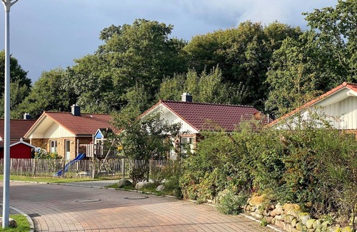 Pelzerhaken House | Schönes 4-zimmer-ferienhaus für 6 Personen mit Kamin & Sauna in Pelzerhaken