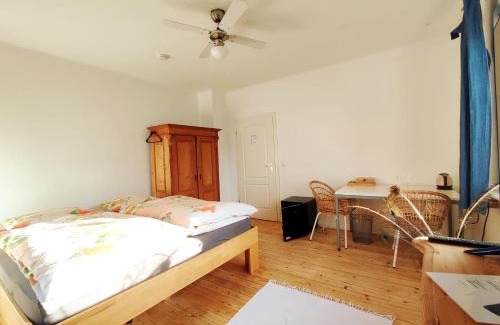 Hochdorf-Assenheim House | Schönes Eckzimmer