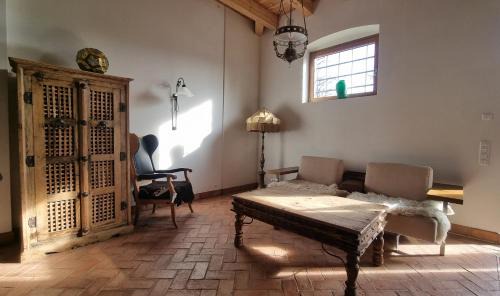 Mellenthin Apartment | Scheunenloft Usedom-4, großzügige Familienoase, Hunde-freundlich mit riesigem Garten