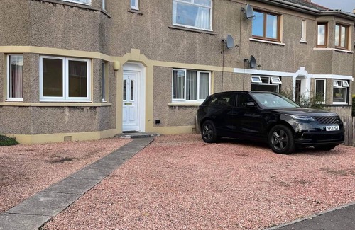 Perth Apartment | Scottish Stunning Stay With Free Parking