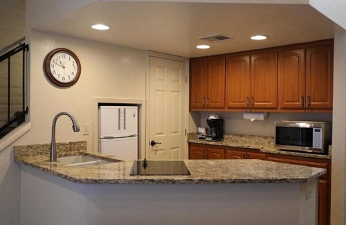 Arcadia Apartment | Scottsdale Camelback Resort Stunning Studio with Fitness Center