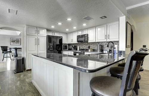 Sunset Ridge House | Scottsdale Kierland Compound w/Large Hot Tub!