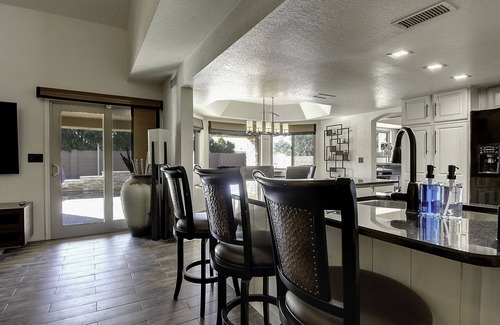 Sunset Ridge House | Scottsdale Kierland Compound w/Large Hot Tub!