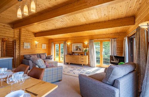 Rockcliffe House | Screel View