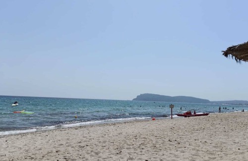 Selargius Apartment | Sea and city