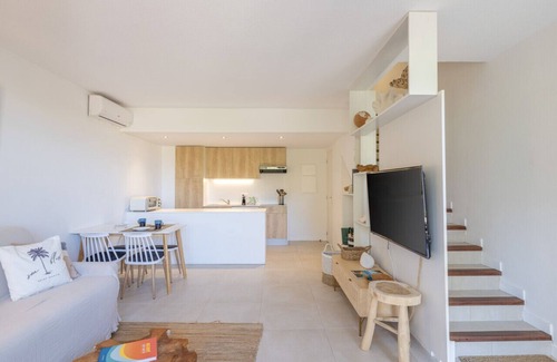 Anse Marcel Condo | Sea Bliss sea view Anse Marcel beach and restaurants walkable