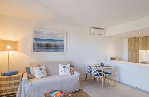 Anse Marcel Condo | Sea Bliss sea view Anse Marcel beach and restaurants walkable