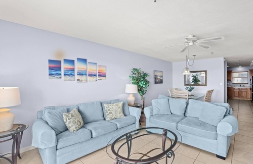 Madeira Beach Condo | 🌅 Sea Breeze 504 Direct Gulf Front Condo in Madeira Beach