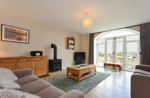 South Charlton House | Sea Breeze