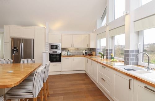 Totland Bay Cottage | Sea Breeze