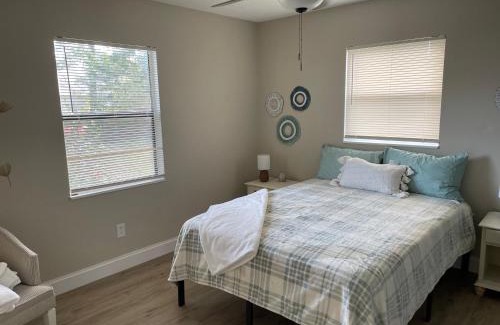 Sebastian Highlands Apartment | Sea Breeze in Sebastian