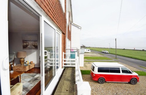 Selsey House | Sea Breeze, Selsey