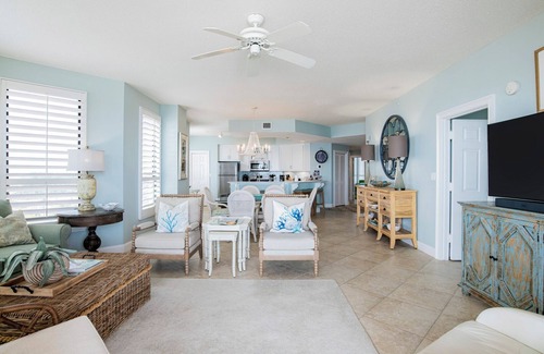 Orange Beach Condo | Sea Chase Resort, Gulf Front Condo 3 bd/3 ba, Fitness Room, 5 pools, 4 Hot Tubs