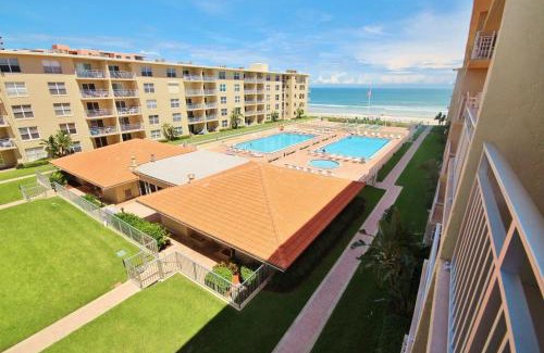 New Smyrna Beach House | Sea Coast Gardens III 414