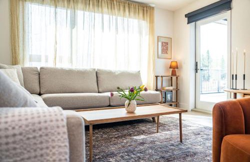 Revelstoke Apartment | Sea Eagles Landing by Revelstoke Vacations