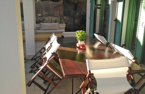 Kontos Villa | Sea-facing Villa With Private Pool