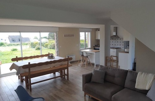 Plouneour-Trez House | Sea view cottage (4/6 people) 300 meters from sandy beaches