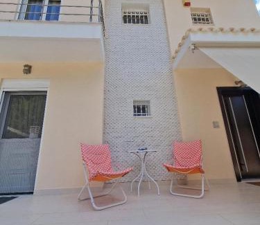 Isthmia House | Sea Front Villa near Athens