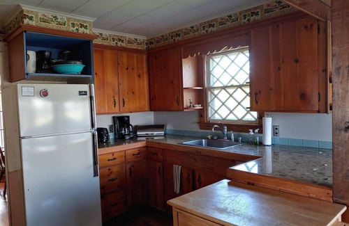 Fortunes Rocks Cottage | 'Sea Haven' 3 BR Oceanfront plus short walk to Fortunes Rocks Beach