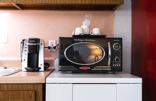 Treasure Island Hotel | Sea Jay Motel & Marina