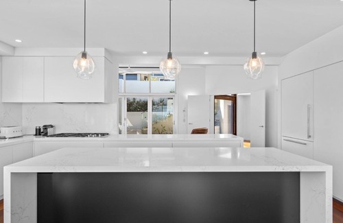 Killcare Heights House | 'Sea Mist' by Accom Holidays