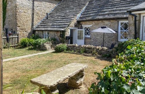 Langton Matravers House | Sea Pink Cottage