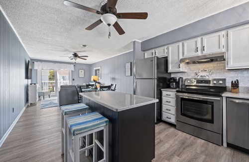 Midtown Ocean City Condo | Sea Robin 207 - Gorgeous OCMD Waterfront in OC!
