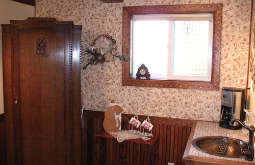 Depoe Bay Apartment | Sea Rose Suite at Whales Rendezvous