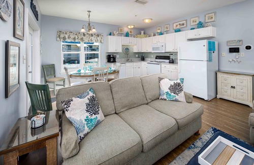 Fort Walton Beach Condo | Sea Shell at Sunset Cottages on Okaloosa Island - Fall & Winter Nights Available