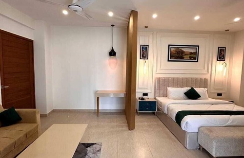 Gulshan-E-Jamal Hotel | Sea Shell Legacy