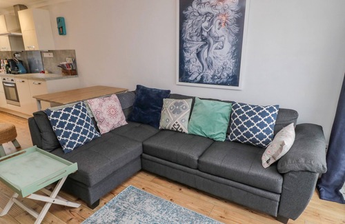 Spittal Cottage | SEA SNUG, pet friendly, character holiday cottage in Spittal