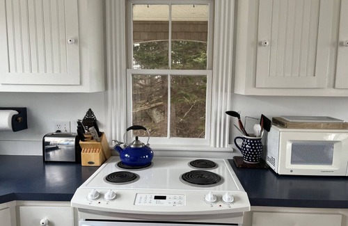 Vinalhaven House | Sea Spray Cottage on Old Harbor