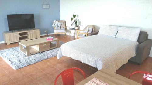 Hallett Cove Apartment | "Sea to See" Large Apartment in Prime Location with Free Laundry Room and Car Parking