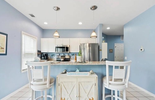 Sea Trail Condo | Sea Trail 2-bedroom condo with 2 Pools, Fitness Center - 5 min to Beach!