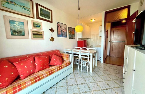 Porto Santa Margherita Apartment | Sea view apartment with shared pool